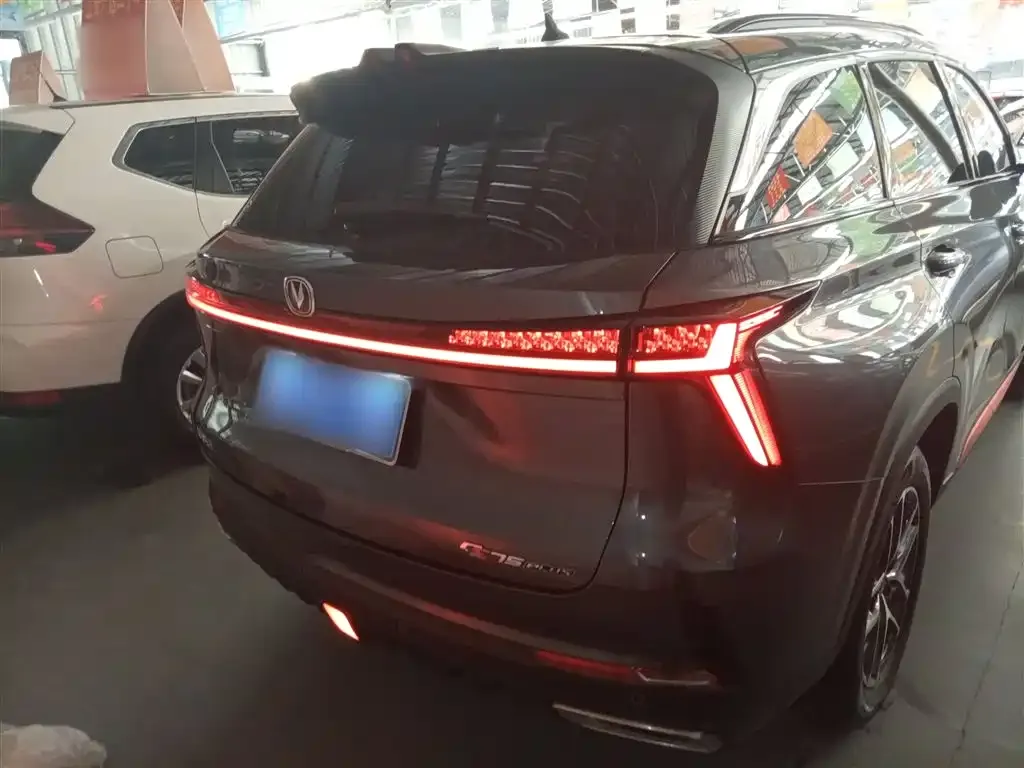 Changan CS75PLUS — фото 4