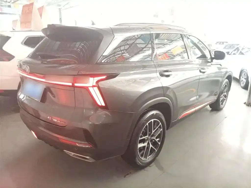 Changan CS75PLUS — фото 9
