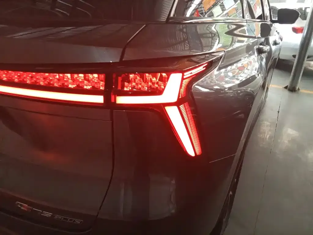 Changan CS75PLUS — фото 3