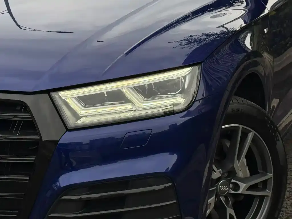 Audi Q5L 2021 из CN, фото 3