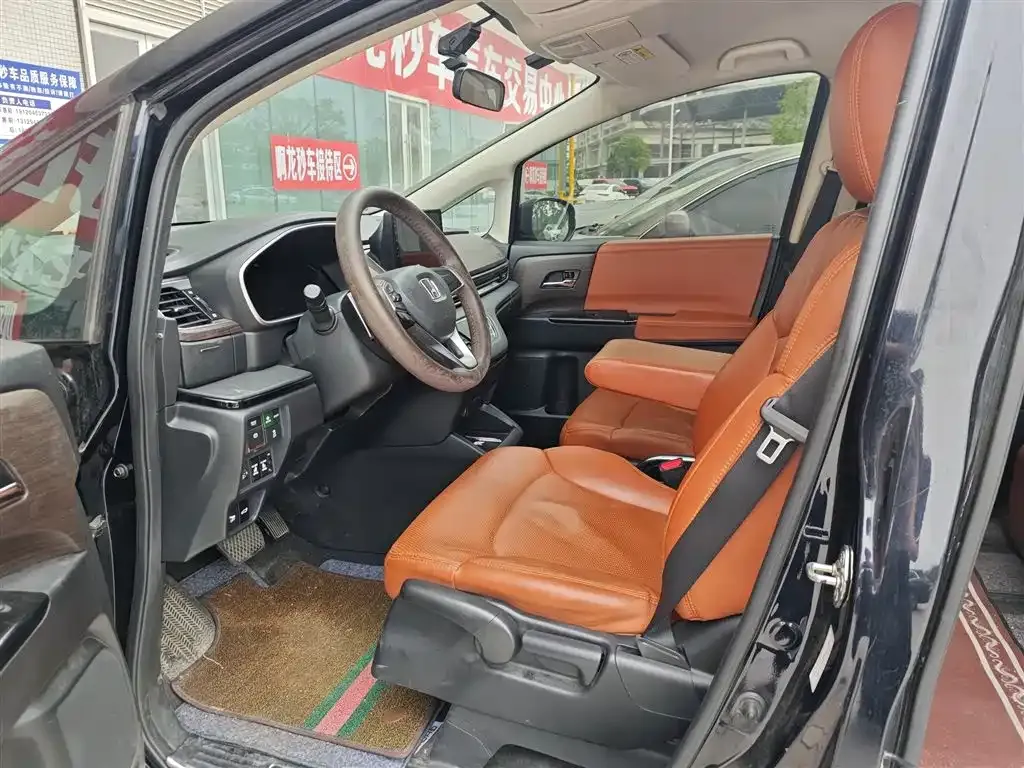 Honda Odyssey 2022 из CN, фото 2