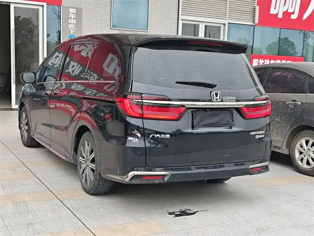 Honda Odyssey 2022 из CN, фото 4