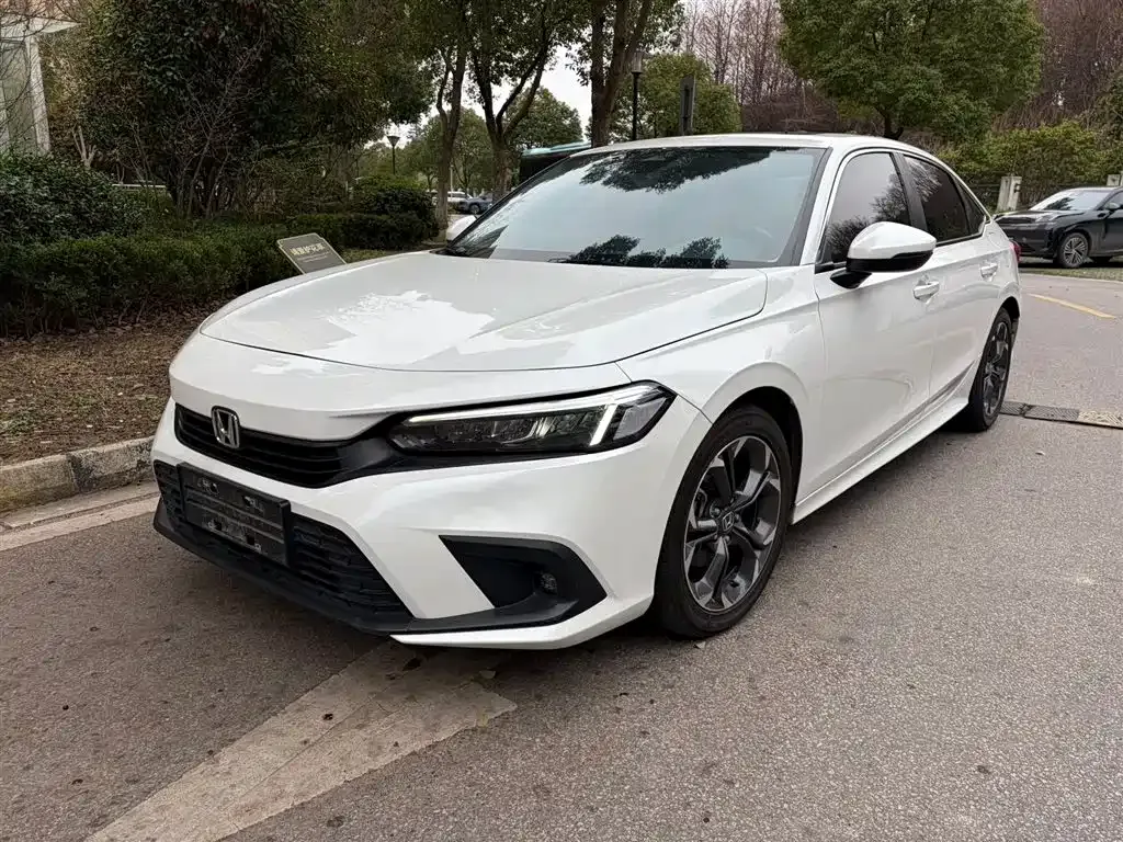 Honda Civic — фото 1