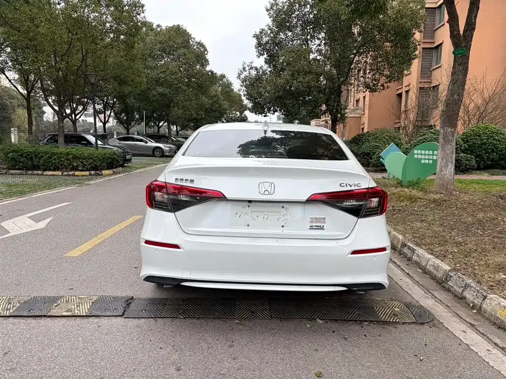 Honda Civic — фото 9