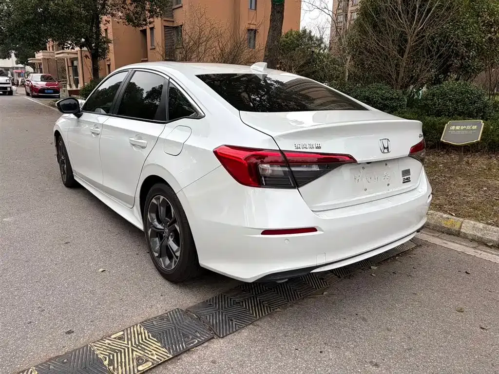 Honda Civic — фото 6