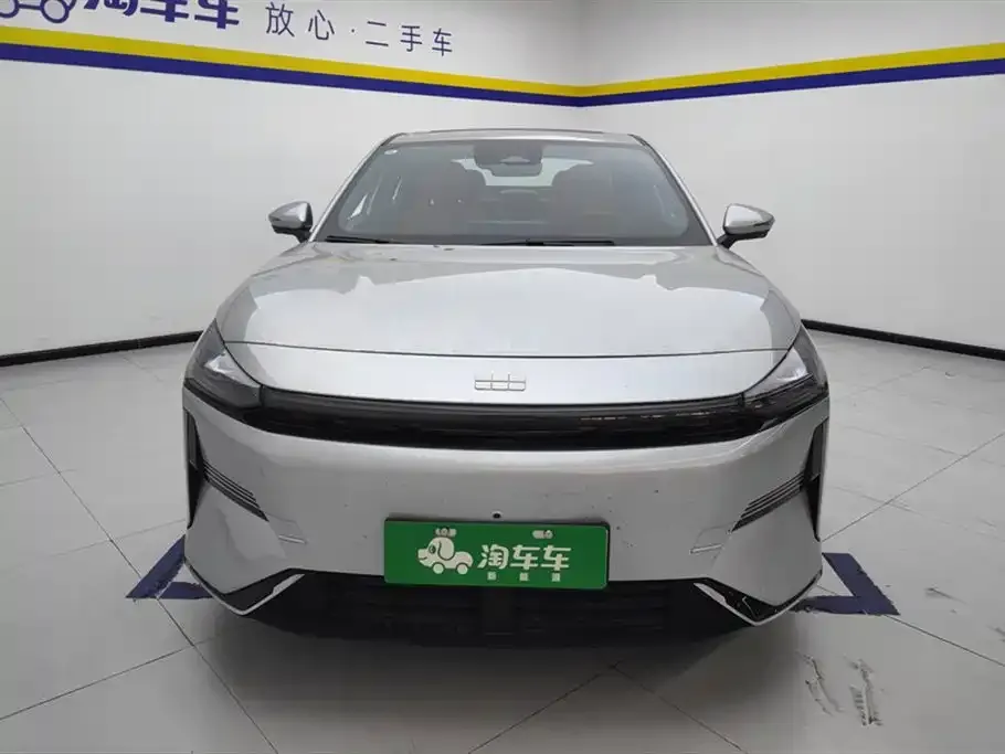 Geely Galaxy L6 — фото 10