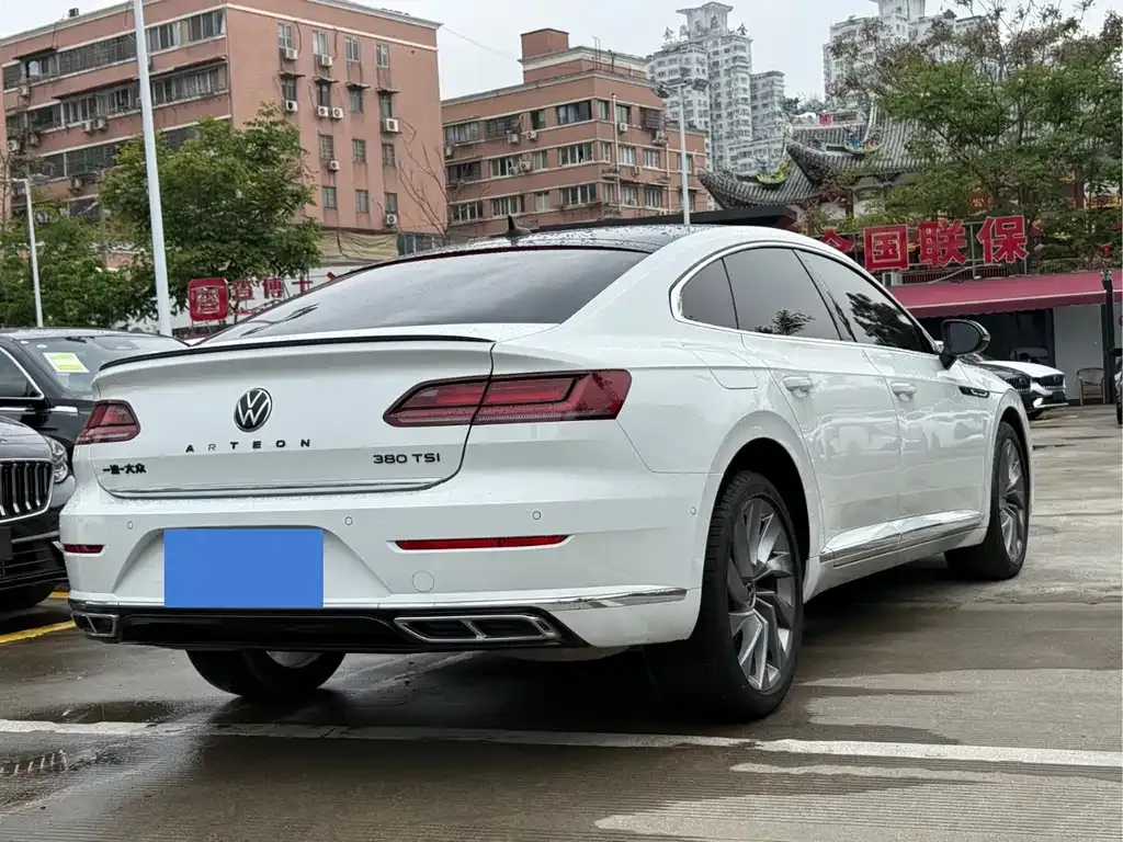 Volkswagen CC — фото 4