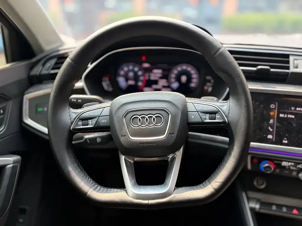 Audi Q3 2021 из CN, фото 2