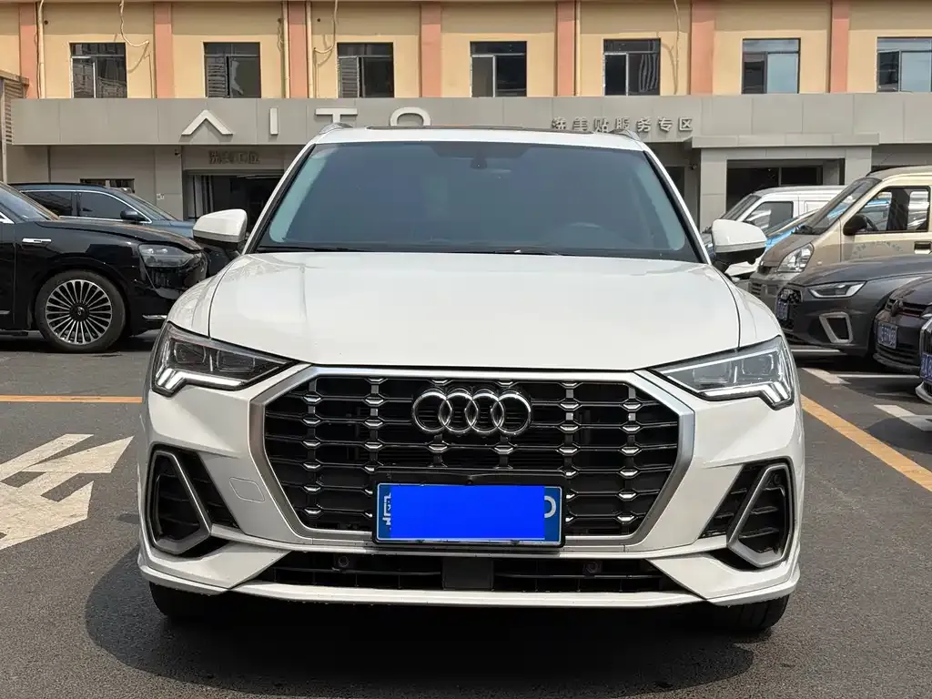 Audi Q3 2021 из CN, фото 5