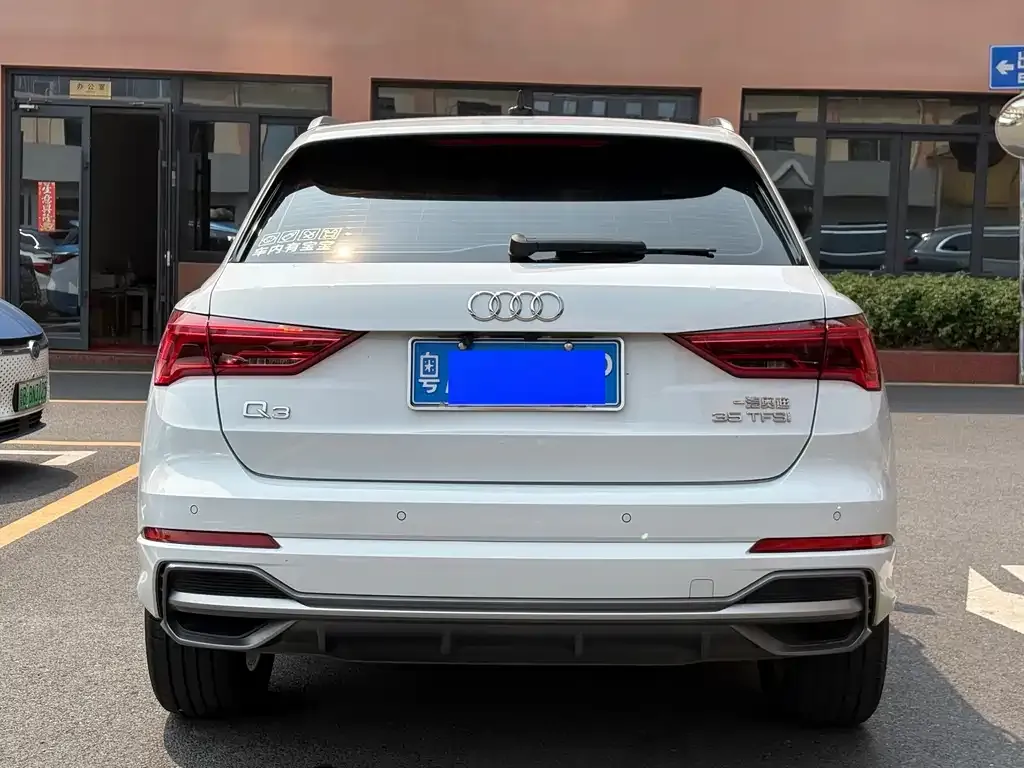Audi Q3 2021 из CN, фото 3