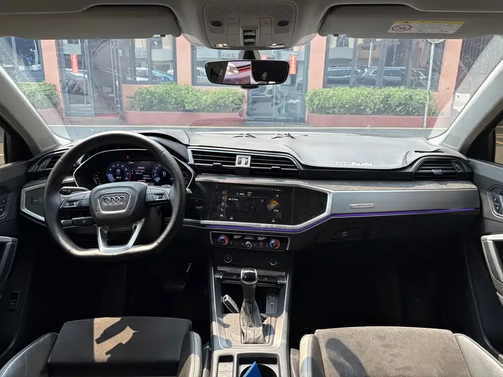 Audi Q3 2021 из CN, фото 7