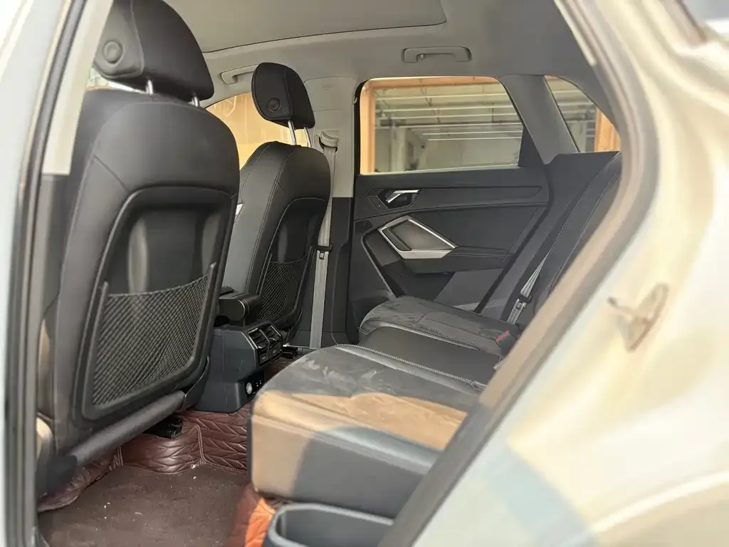 Audi Q3 2021 из CN, фото 6