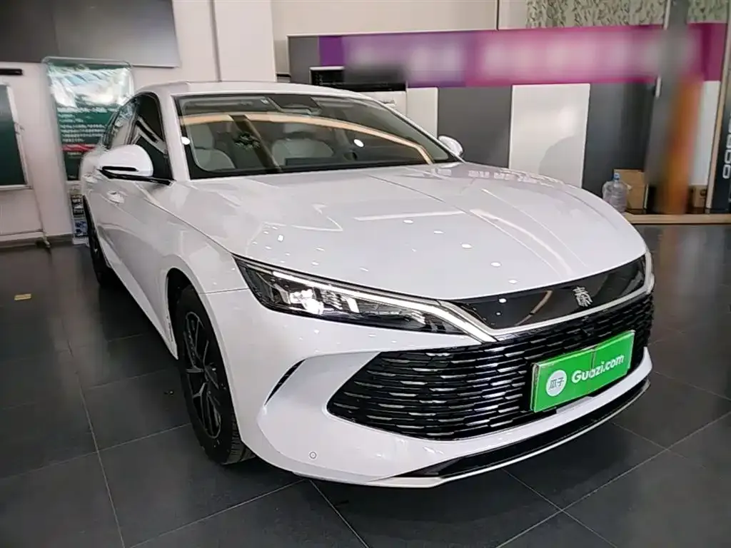 BYD Qin L — фото 9