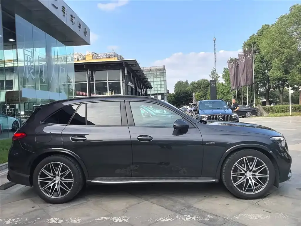 Mercedes-Benz GLC AMG — фото 9
