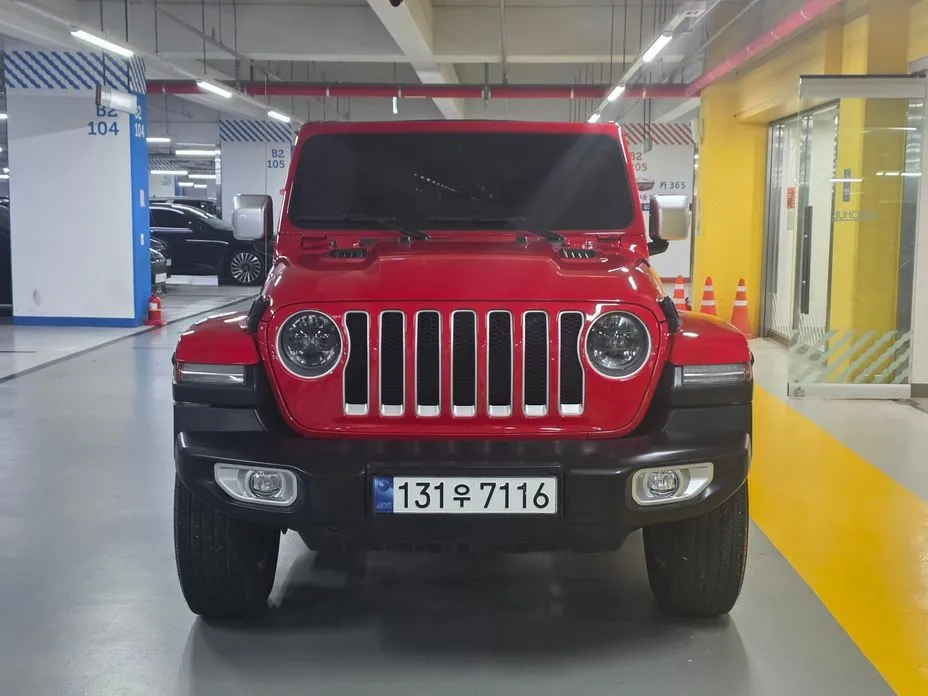 Jeep Wrangler 2023 из KR, фото 8