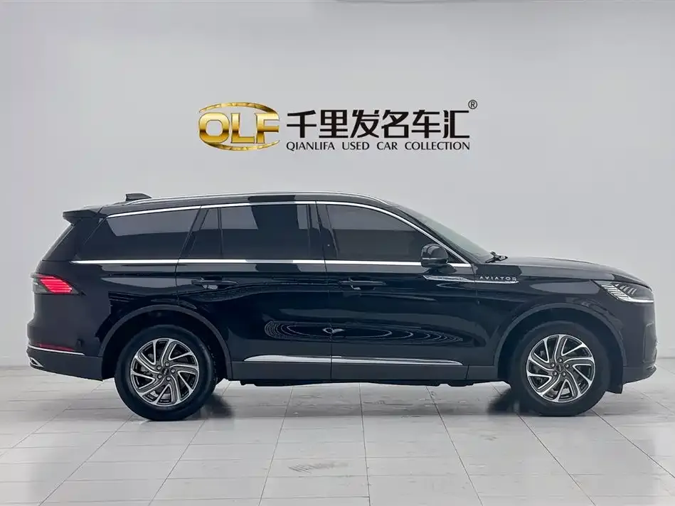 Lincoln Aviator — фото 9