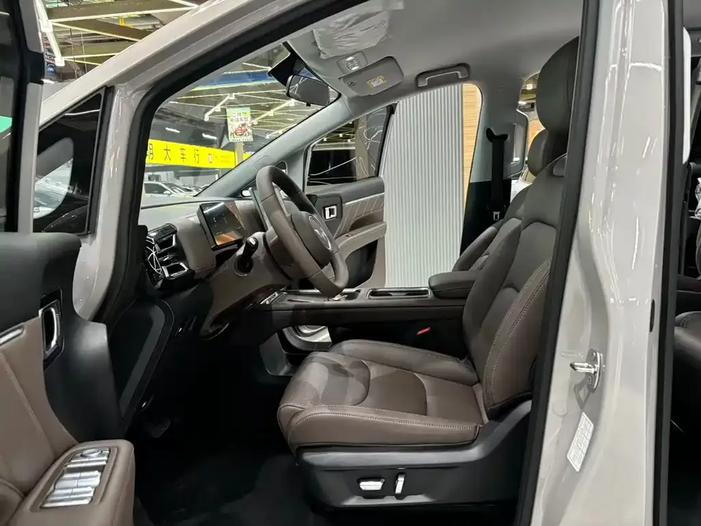 Wuling Starlight 730 New Energy 2026 из CN, фото 4