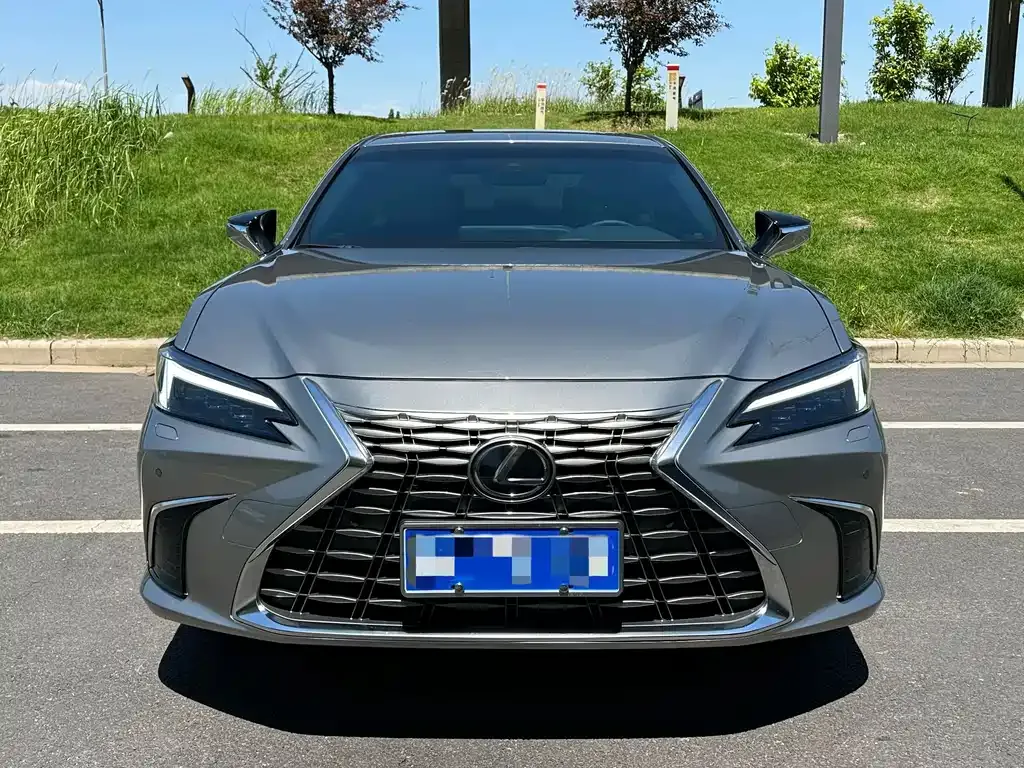 Lexus ES 2026 из CN, фото 5