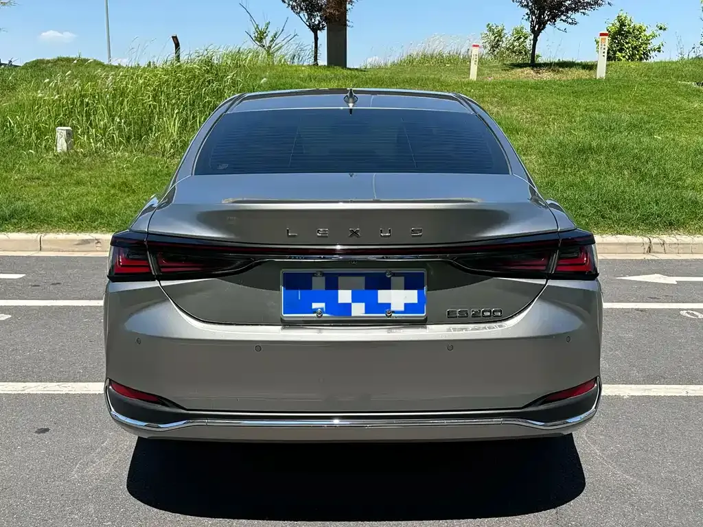 Lexus ES 2026 из CN, фото 3