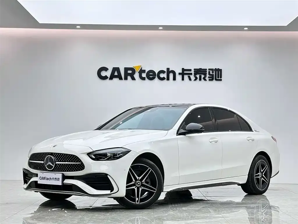 Mercedes-Benz C-Class — фото 1