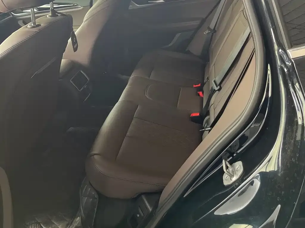 BMW iX3 2023 из CN, фото 8