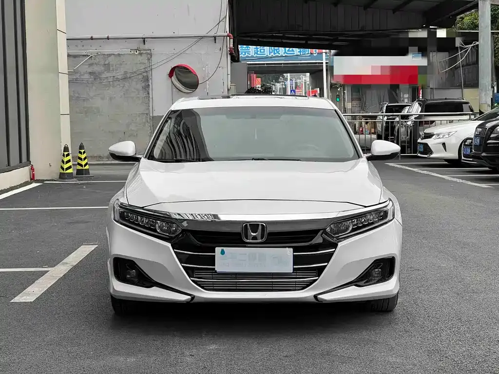 Honda Accord — фото 5