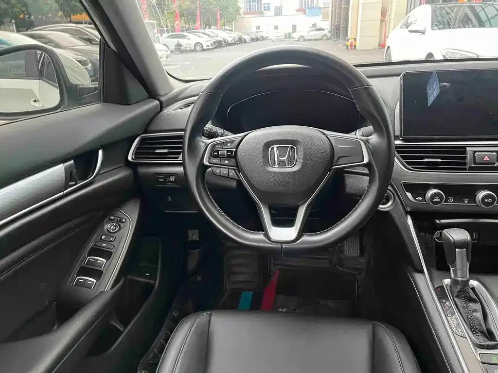 Honda Accord — фото 2
