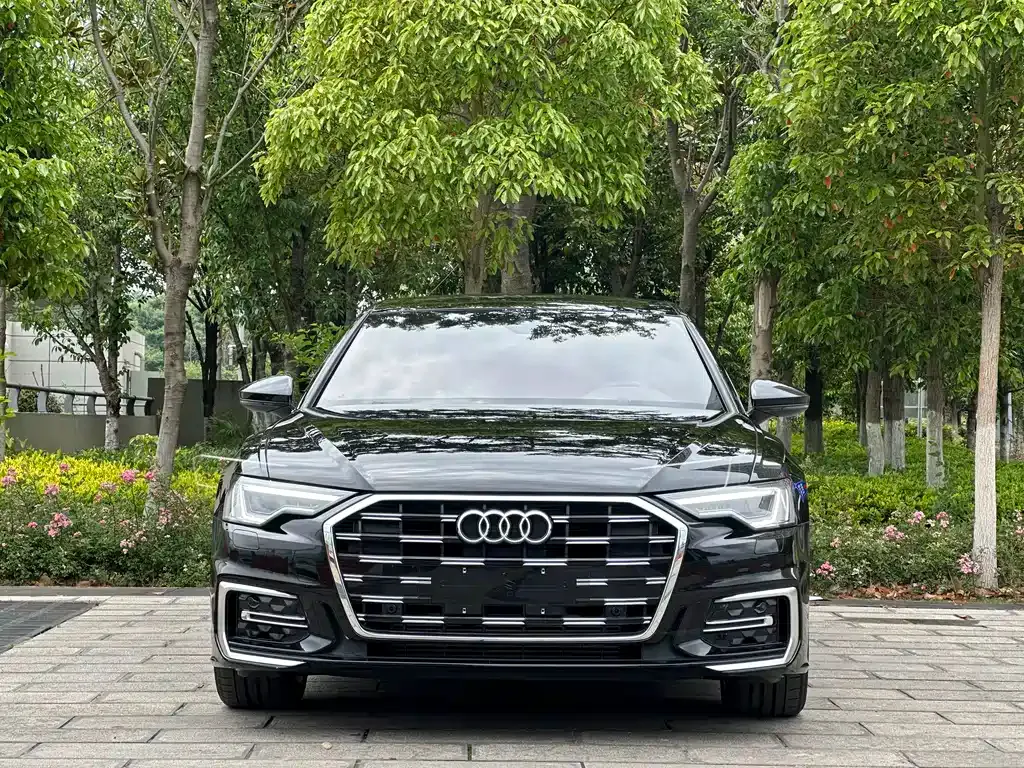 Audi A6L — фото 2