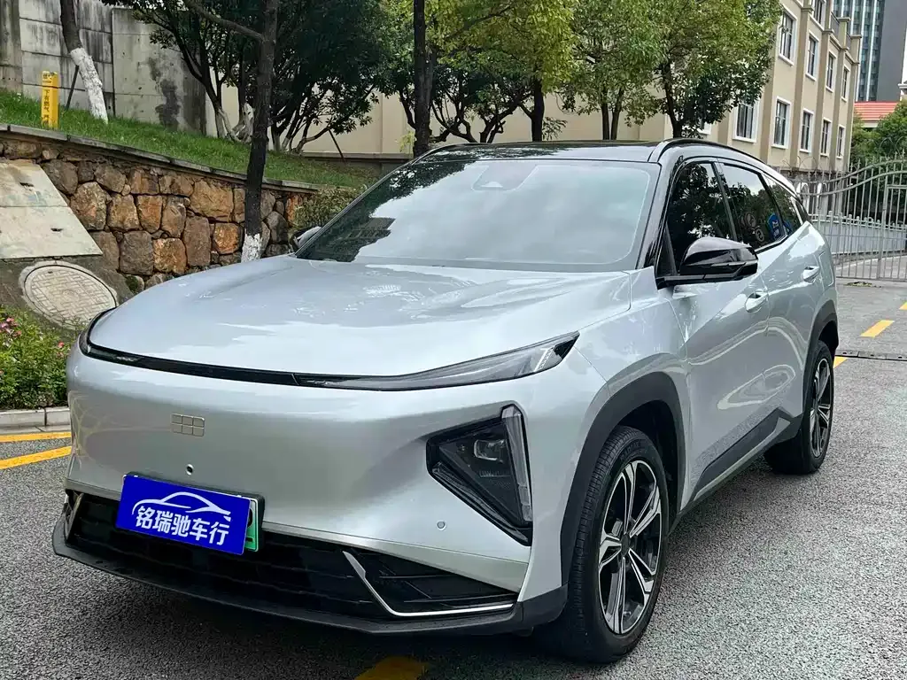 Geely Galaxy L7 — фото 1