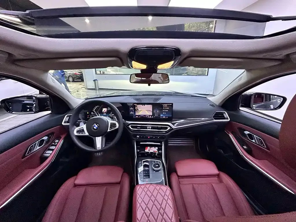 BMW 3 Series 2024 из CN, фото 6
