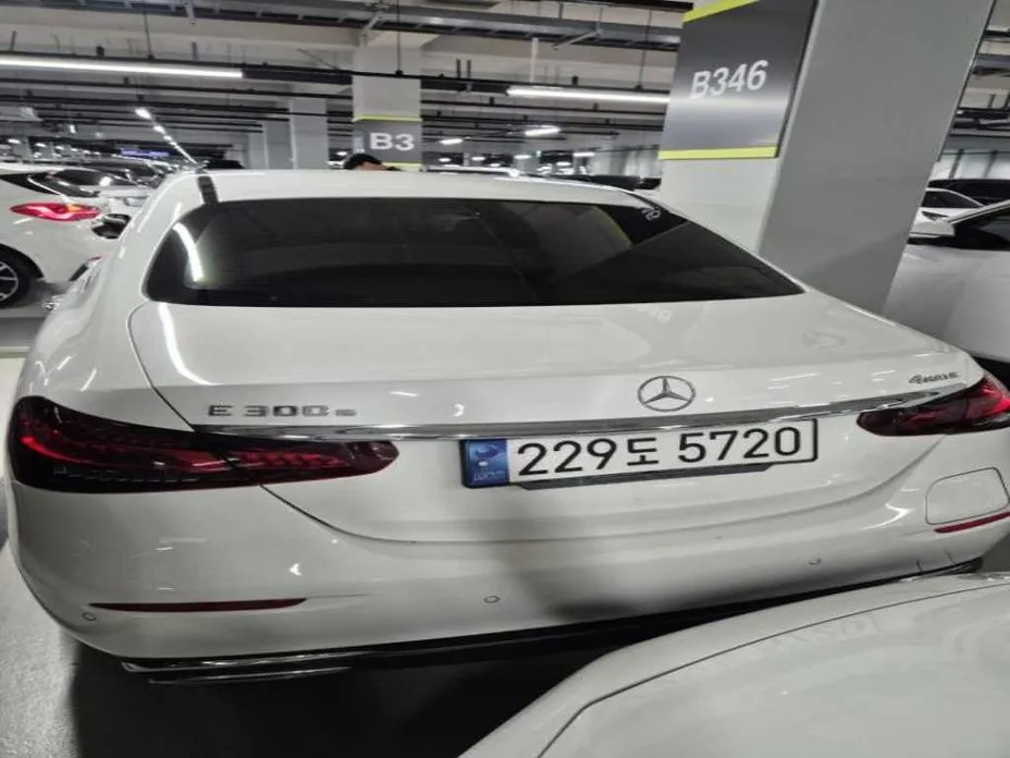 Mercedes-Benz E-Class 2023 из KR, фото 4