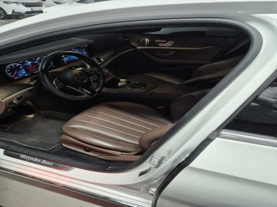 Mercedes-Benz E-Class 2023 из KR, фото 6