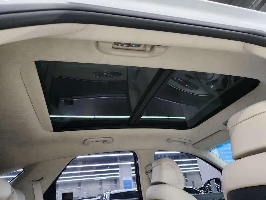 Genesis GV70 2022 из KR, фото 1