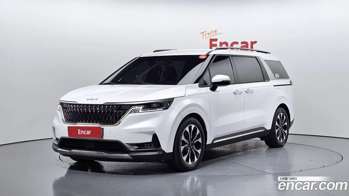 Kia Carnival 2023 из KR, фото 1