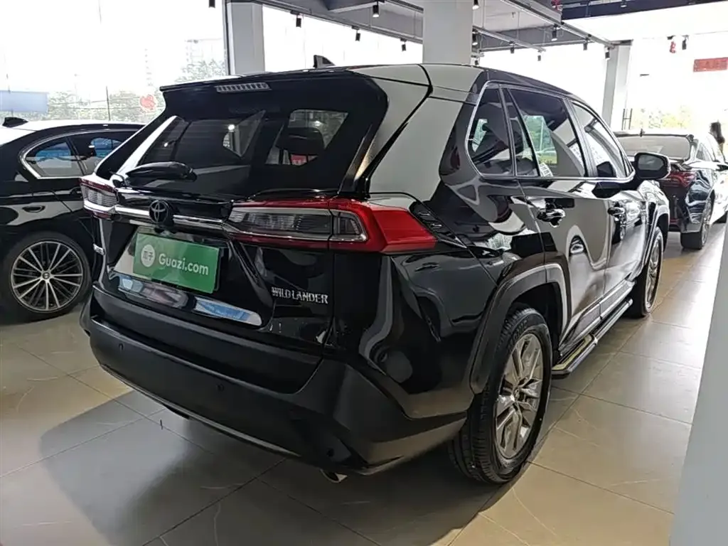 Toyota Wildlander 2023 из CN, фото 8