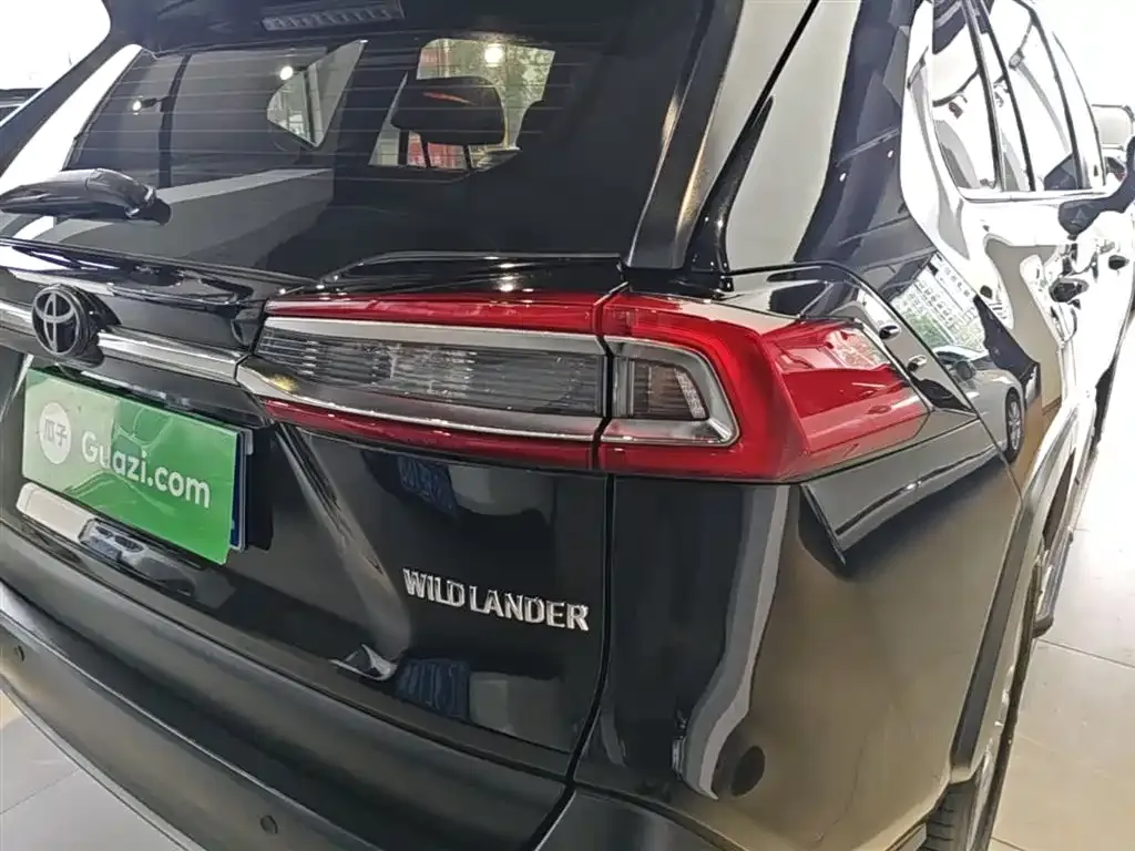Toyota Wildlander 2023 из CN, фото 7