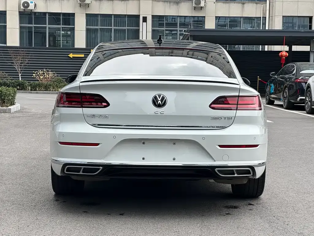 Volkswagen CC — фото 2