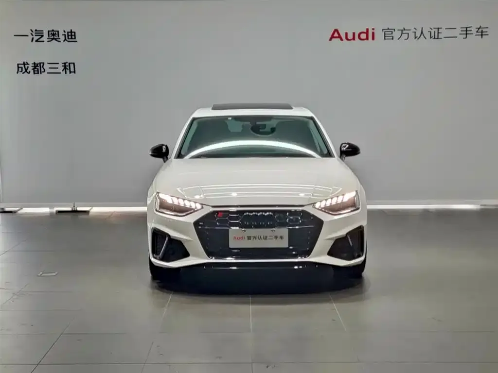Audi A4L — фото 5