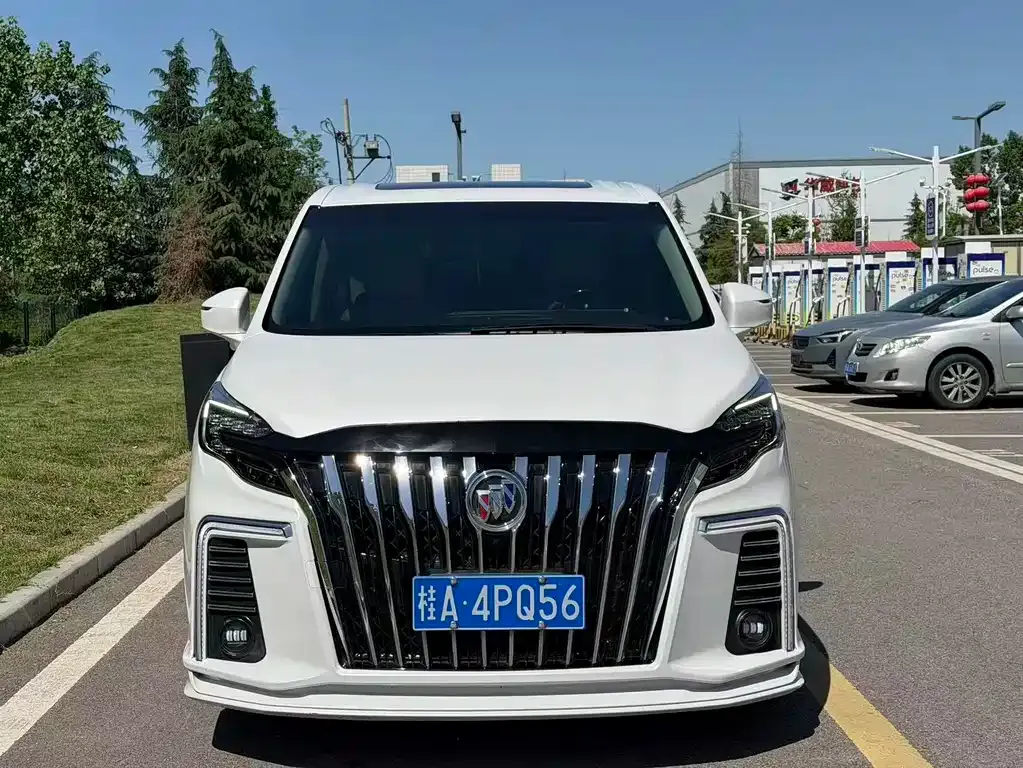 Buick GL8 2022 из CN, фото 6