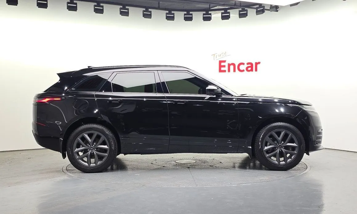 Land Rover Range Rover Velar 2026 из KR, фото 5