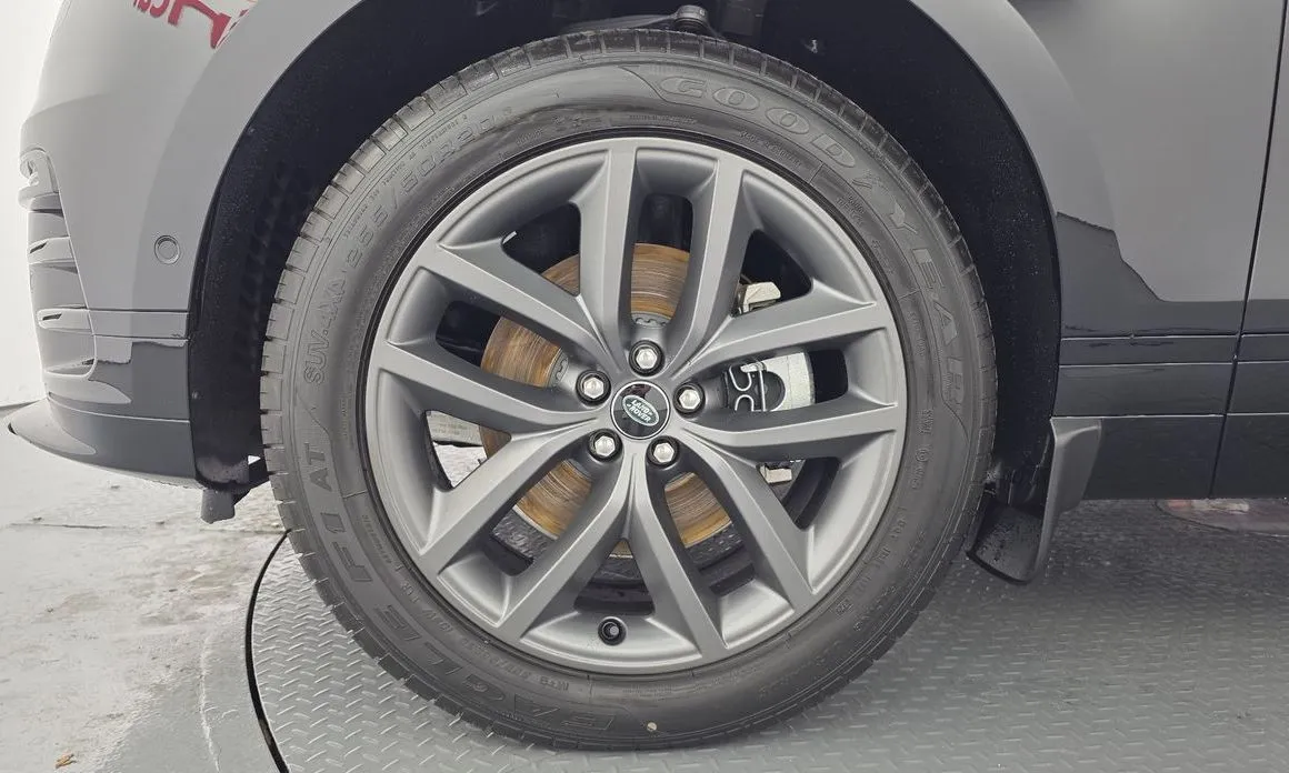 Land Rover Range Rover Velar 2026 из KR, фото 8