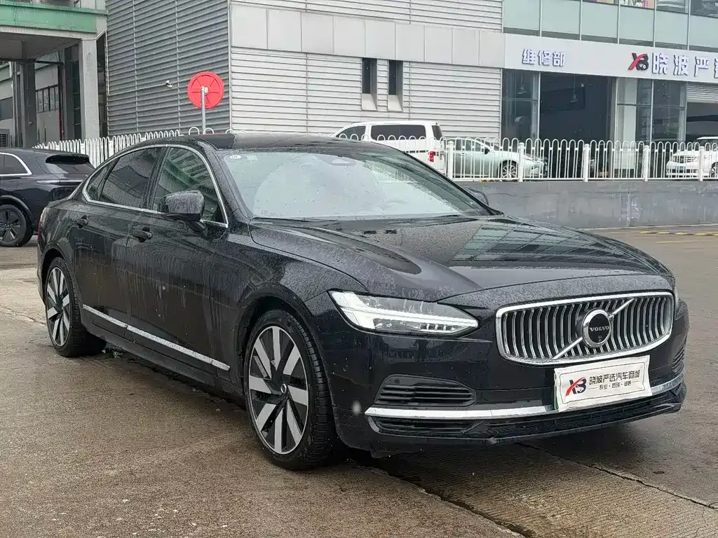 Volvo S90 PHEV — фото 9