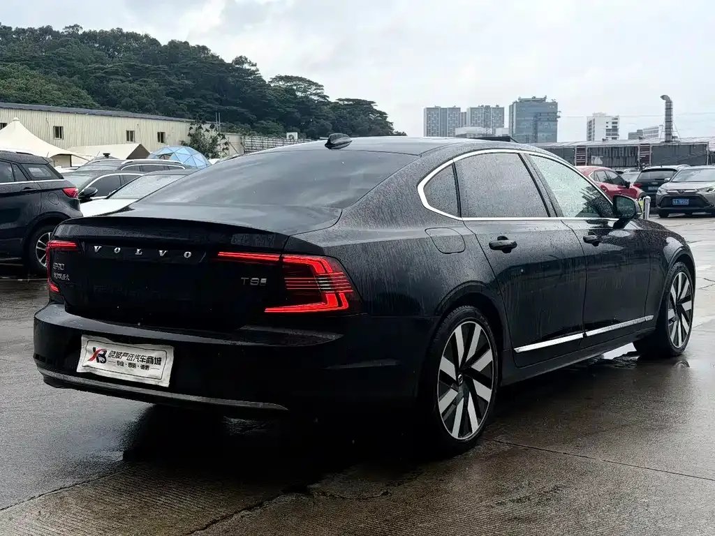 Volvo S90 PHEV — фото 6