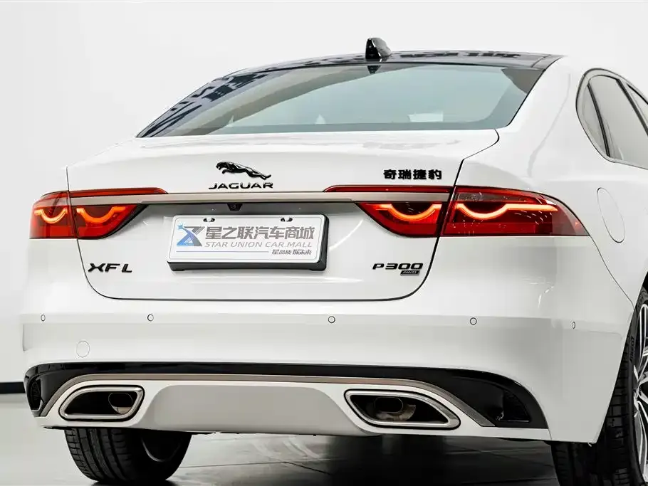 Jaguar XFL — фото 4