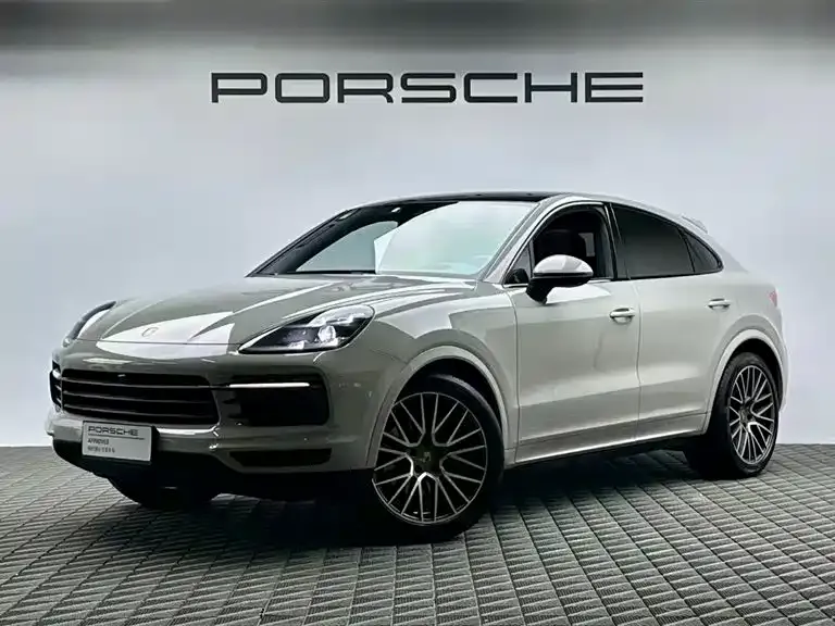 Porsche Cayenne — фото 1
