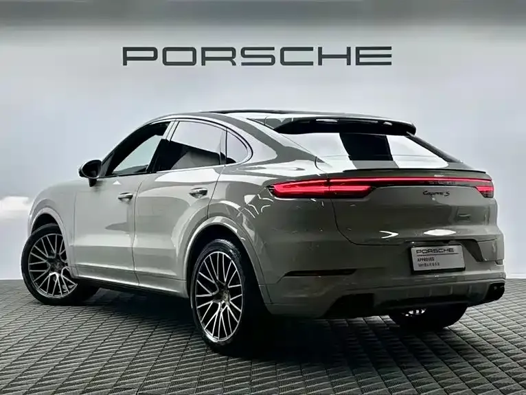 Porsche Cayenne — фото 6