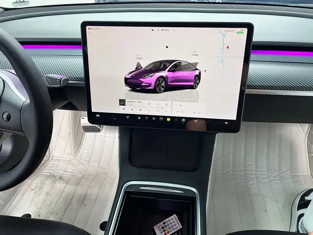 Tesla Model 3 — фото 2