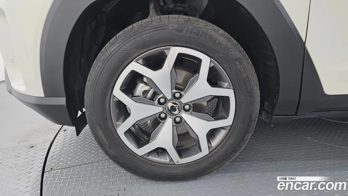 KG Mobility (Ssangyong) Torres — фото 4