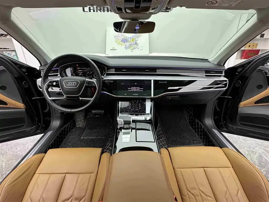 Audi A8 — фото 6