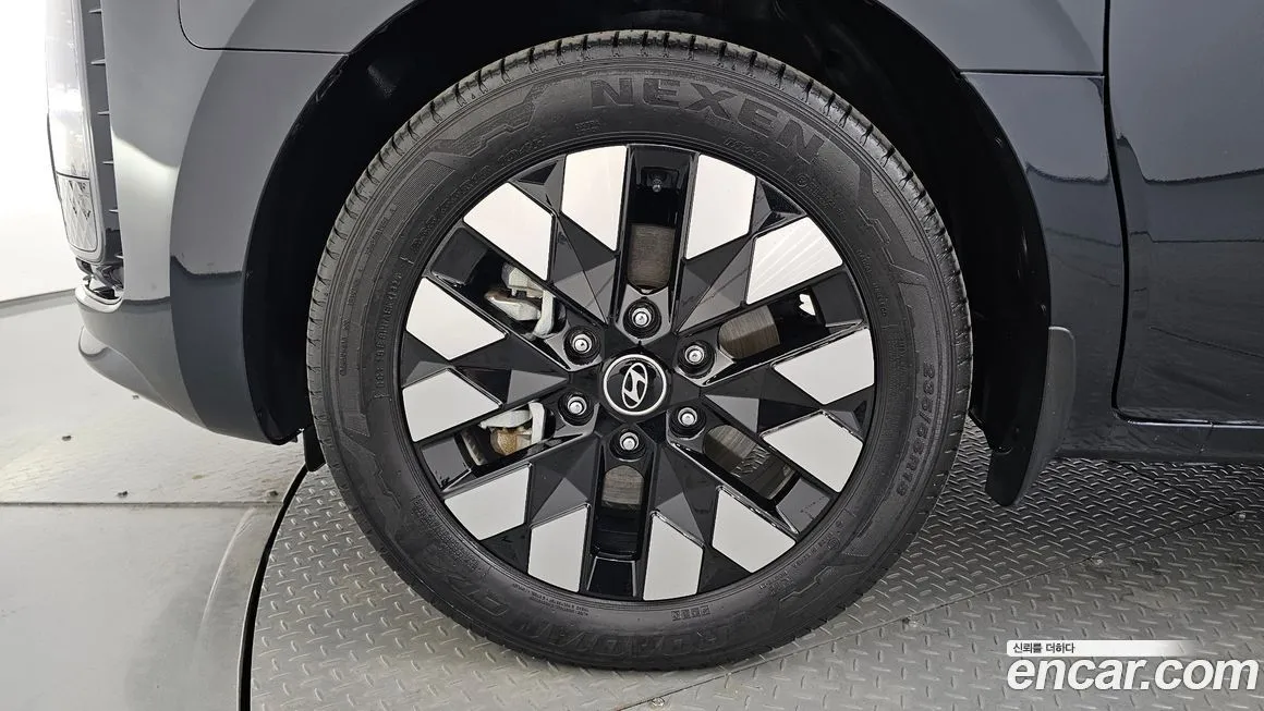 Hyundai Staria 2025 из KR, фото 9